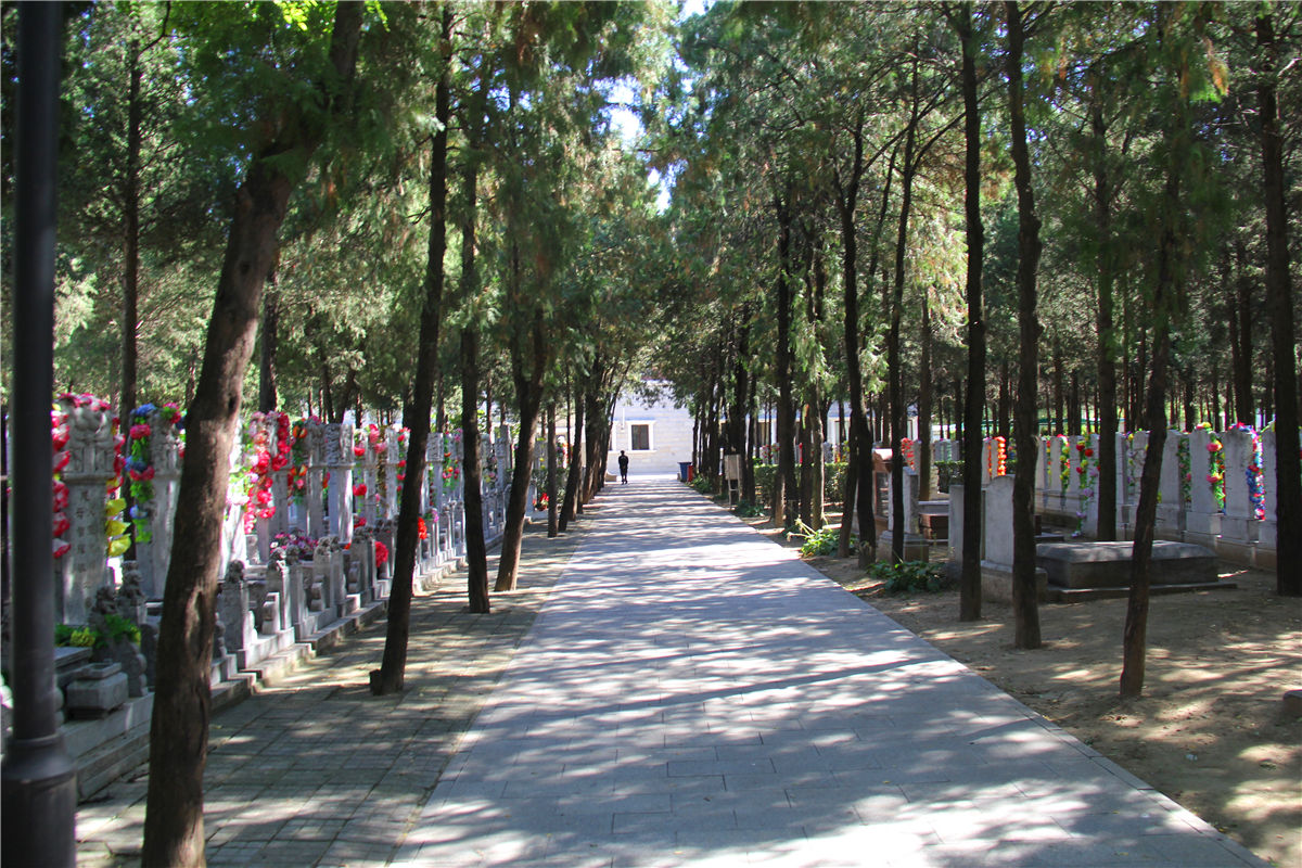 极乐园公墓位置在北京哪个区,墓地最新价格是多少-2