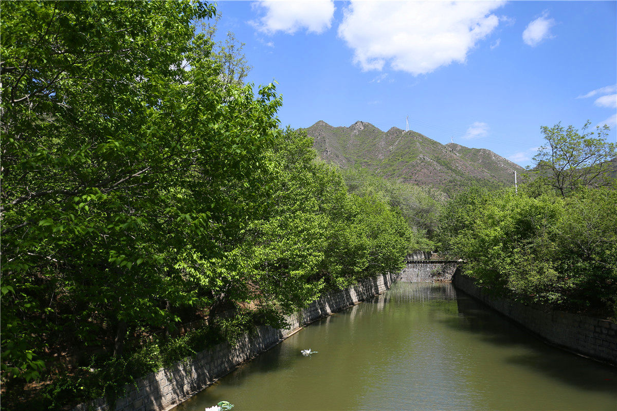 十三陵景仰园陵园坐什么公交-2
