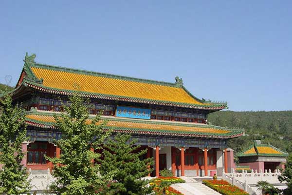 万佛华侨陵园