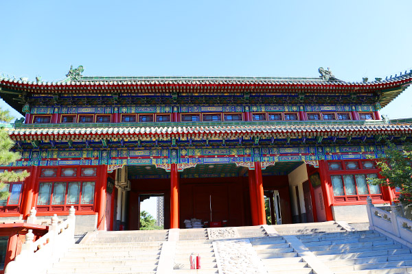 万佛华侨陵园墓地环境